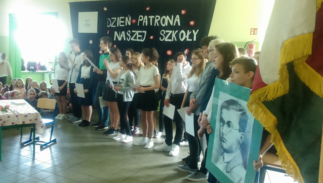...obchodziliśmy Dzień Patrona Szkoły Podstawowej Nr 2 ...obchodziliśmy Dzień Patrona Szkoły Podstawowej Nr 2
