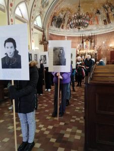 Uroczystości rozpoczęły się... Uroczystości rozpoczęły się...
